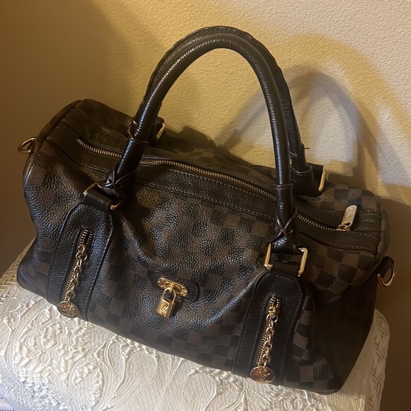 Leather bag with printed design - Picture 2 of 7